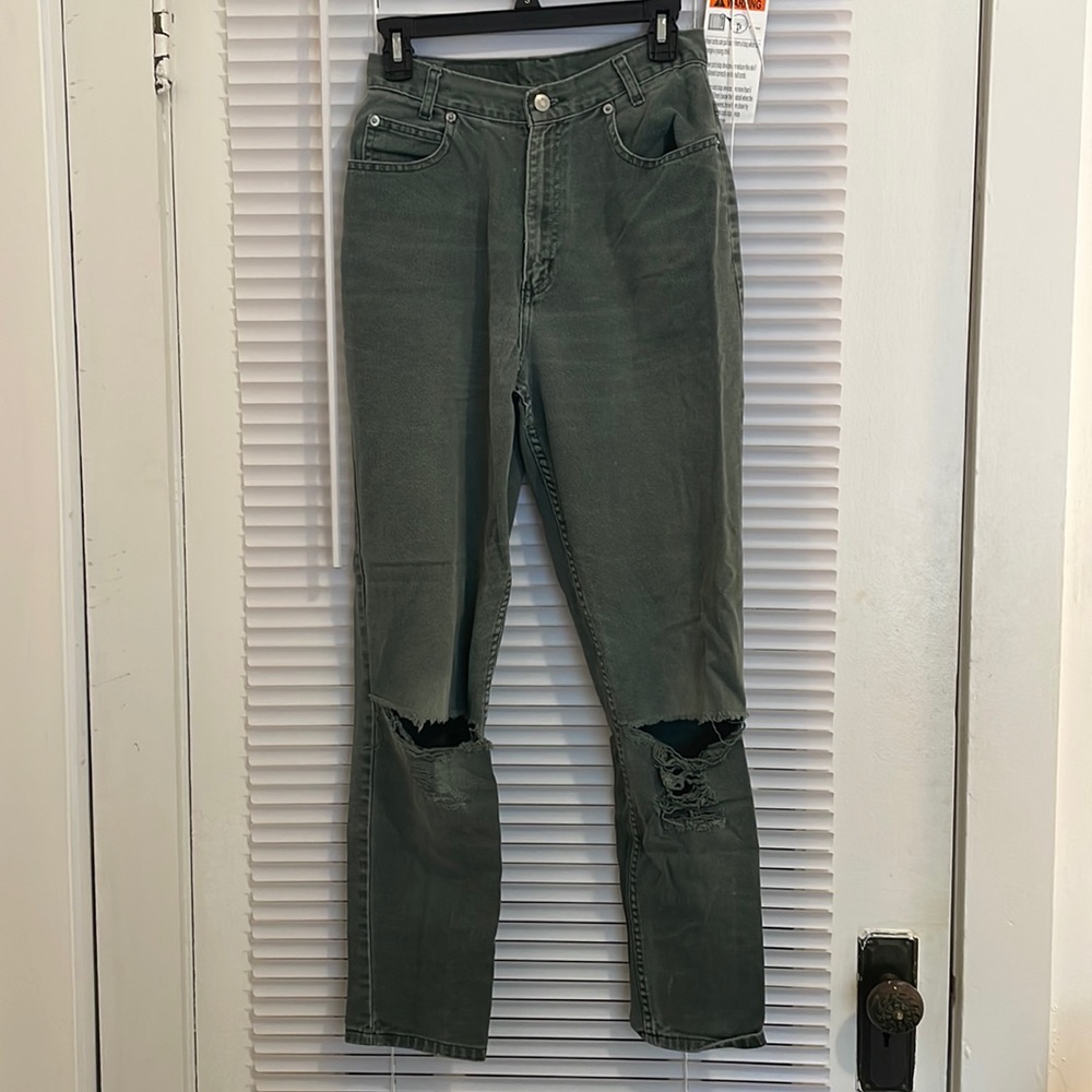 Quality Denim Green Ripped Mom Jeans!
